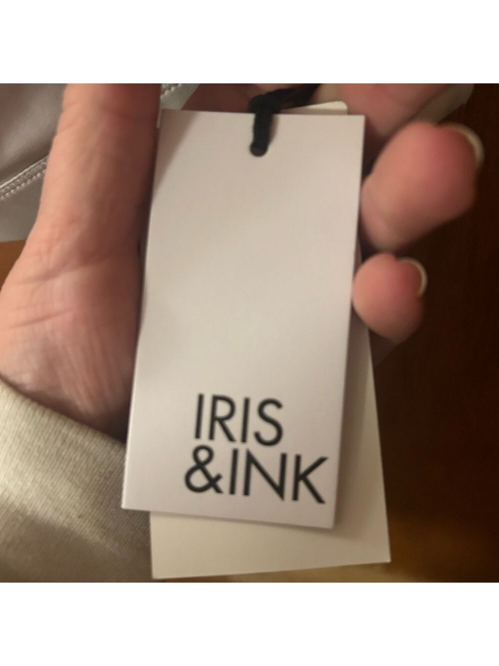 Iris & ink - Picture 3 of 6